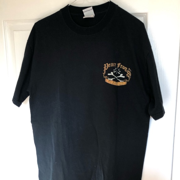 🦄 $5 w/ bundle!* Pirate Peace Frogs T-shirt - Picture 2 of 4